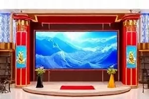《潮汐之前》围读现场照片，长桌与剧本堆叠